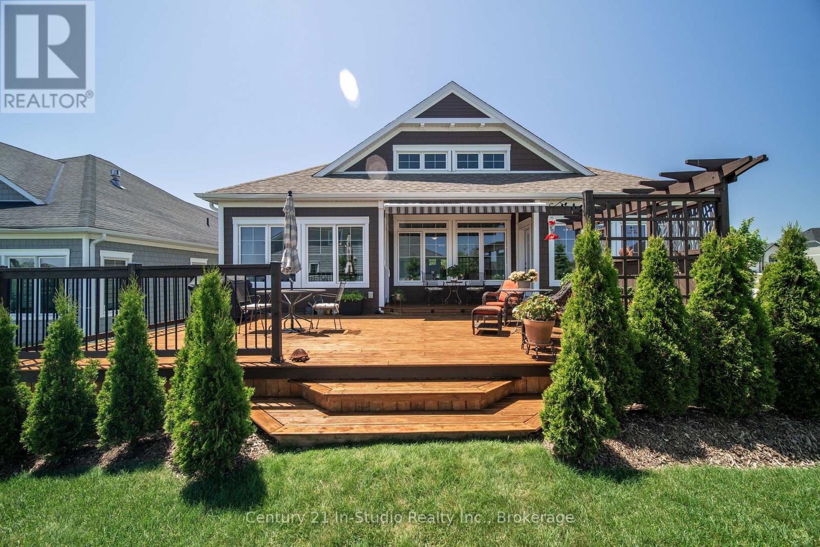 209 Snowberry Lane, Georgian Bluffs, Ontario  N0H 1S0 - Photo 8 - X12246162
