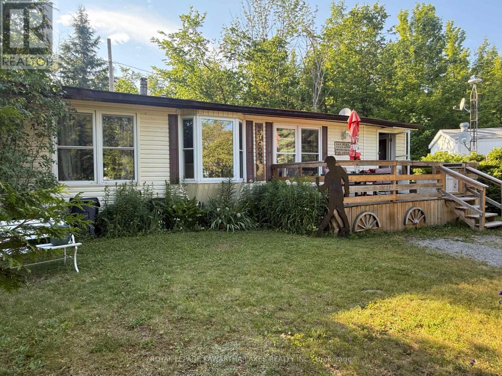 LEASED LOT 303 - 1802 COUNTY RD 121 ROAD, kawartha lakes (somerville), Ontario