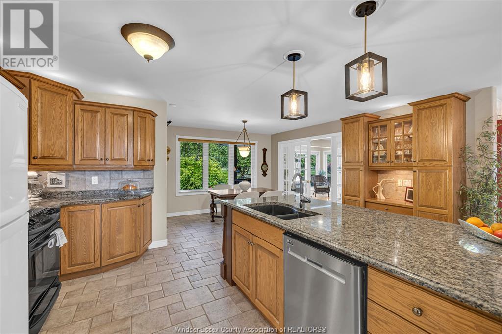 Property at 4159 ROSELAND DRIVE image 5