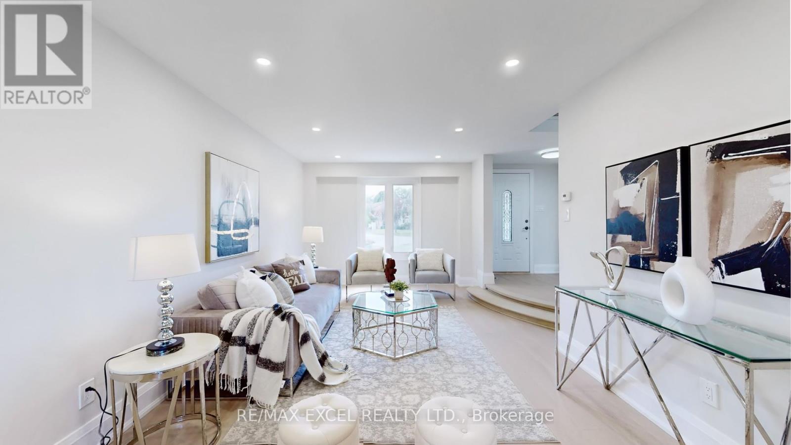 Property at 80 EAGLEVIEW CRESCENT image 3