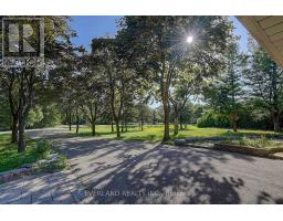 99 BURNDEAN COURT, Richmond Hill, Ontario