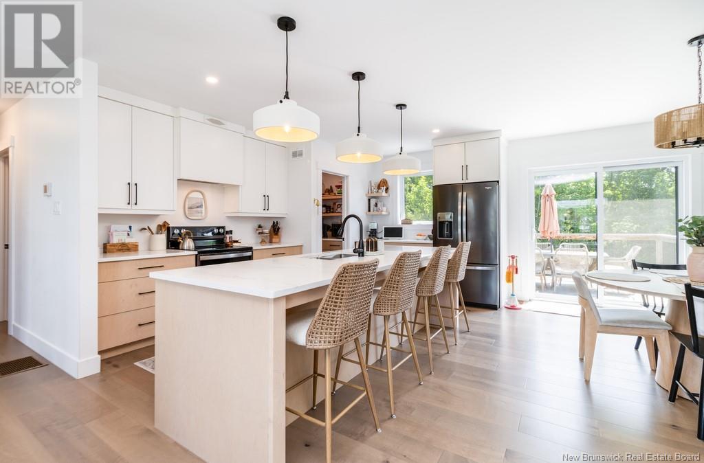 Property at 138 Mitchell Wayne image 4