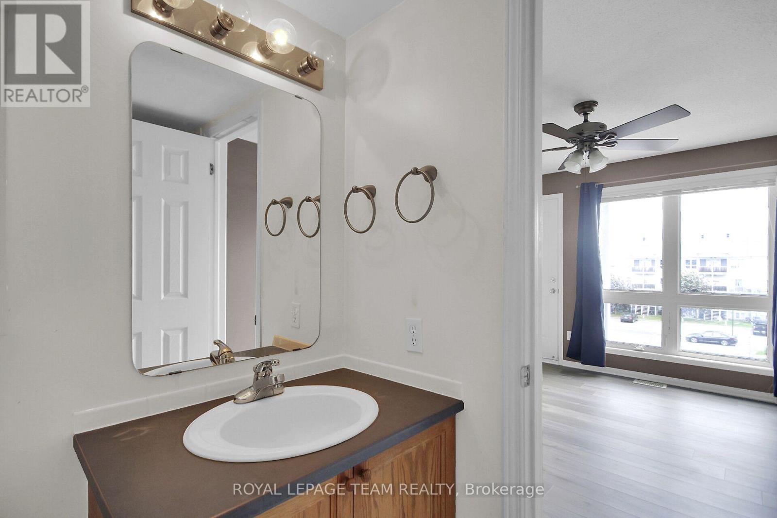 16 - 414 Hillsboro Private, Ottawa, Ontario  K2M 3A8 - Photo 13 - X12246171
