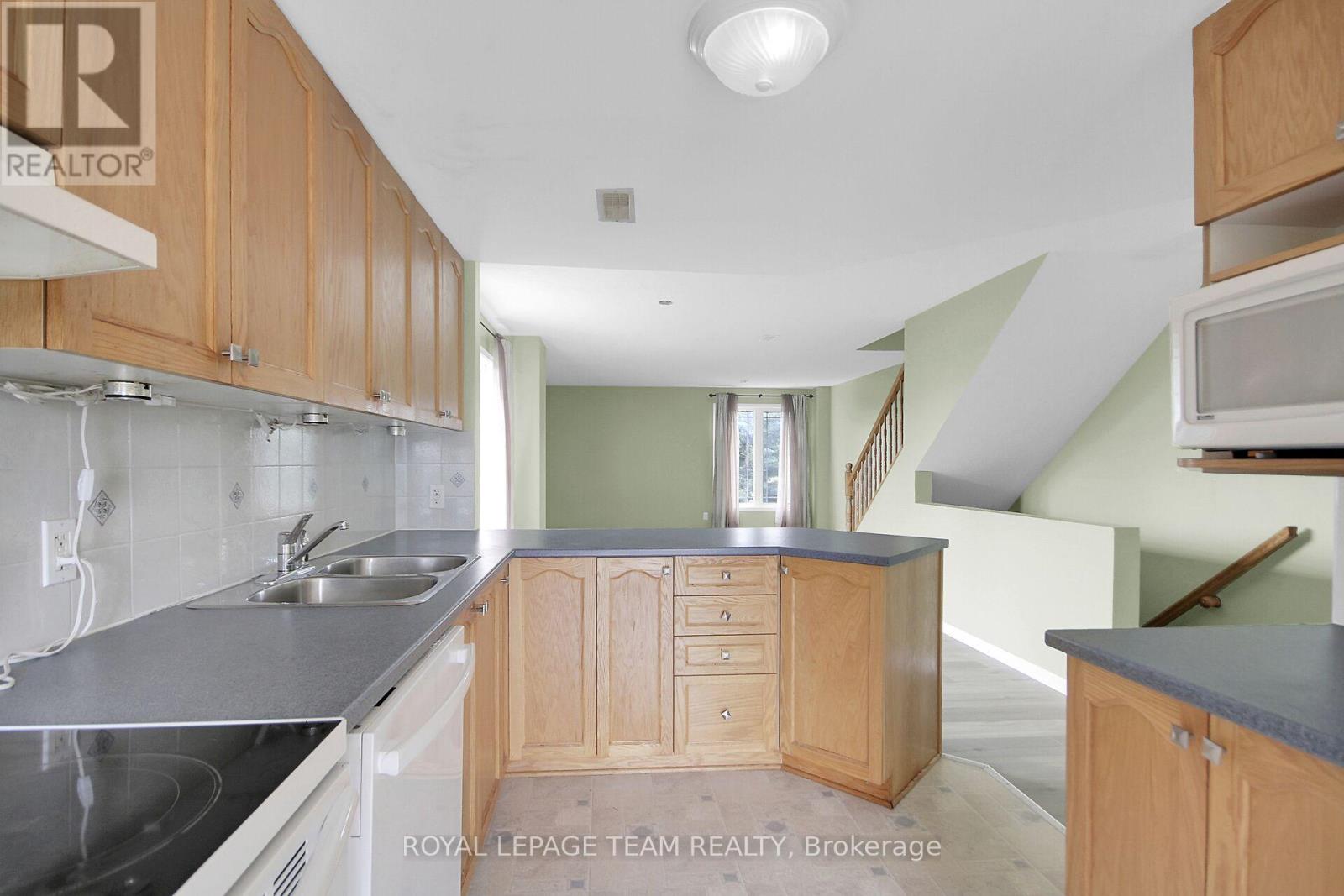 16 - 414 Hillsboro Private, Ottawa, Ontario  K2M 3A8 - Photo 18 - X12246171