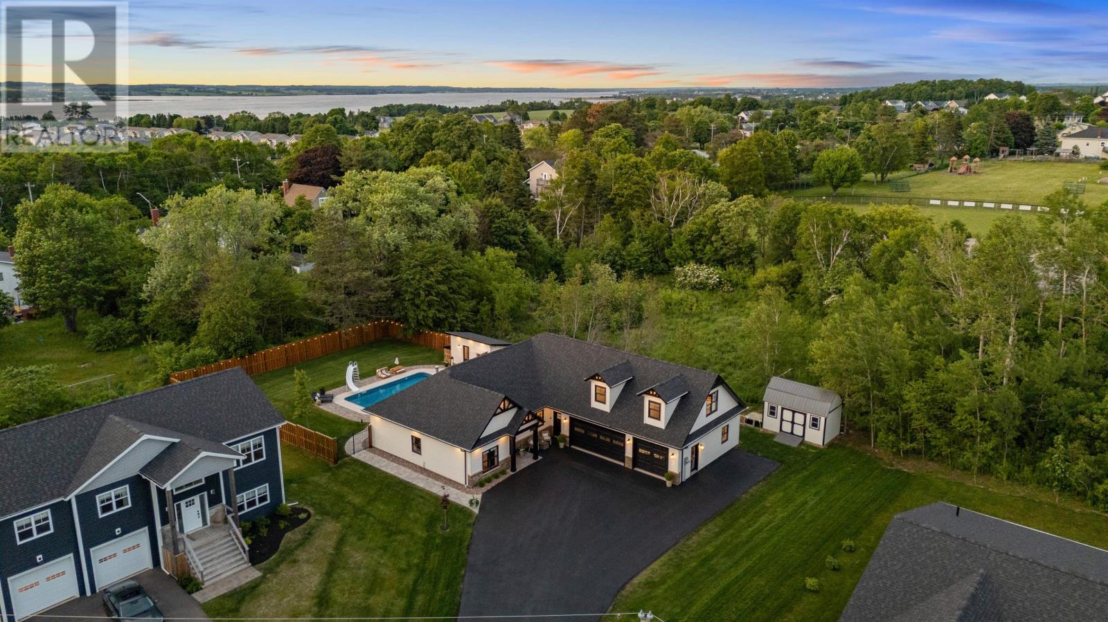 Property at 16 Captain James Crescent image 3