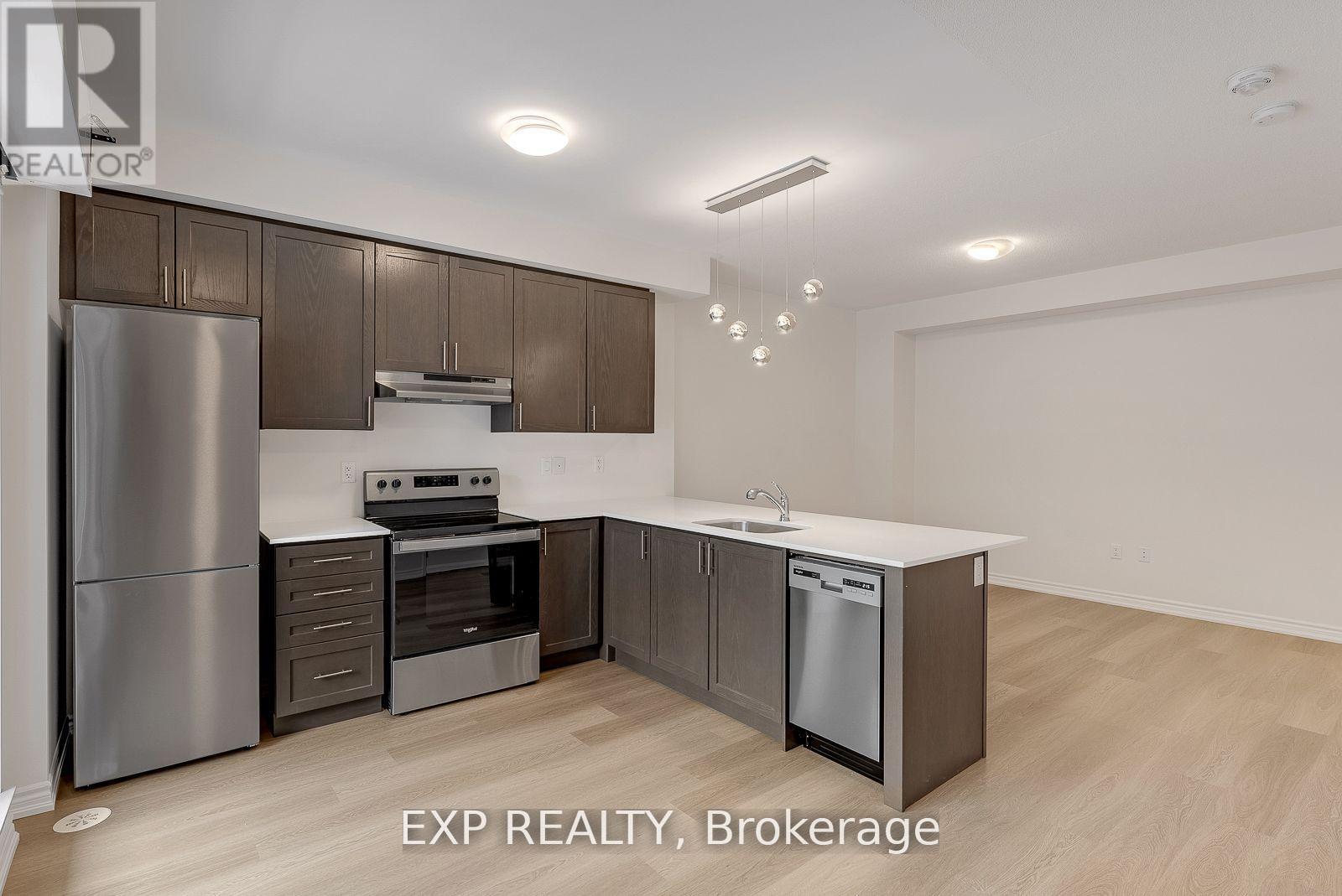 Property at 2 - 465 BERESFORD PATH image 4