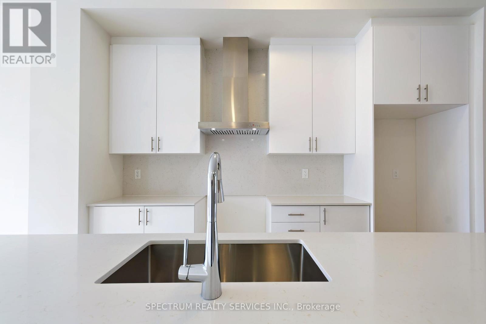 15 Archambault Way, Vaughan, Ontario  L4H 5G4 - Photo 8 - N12246169