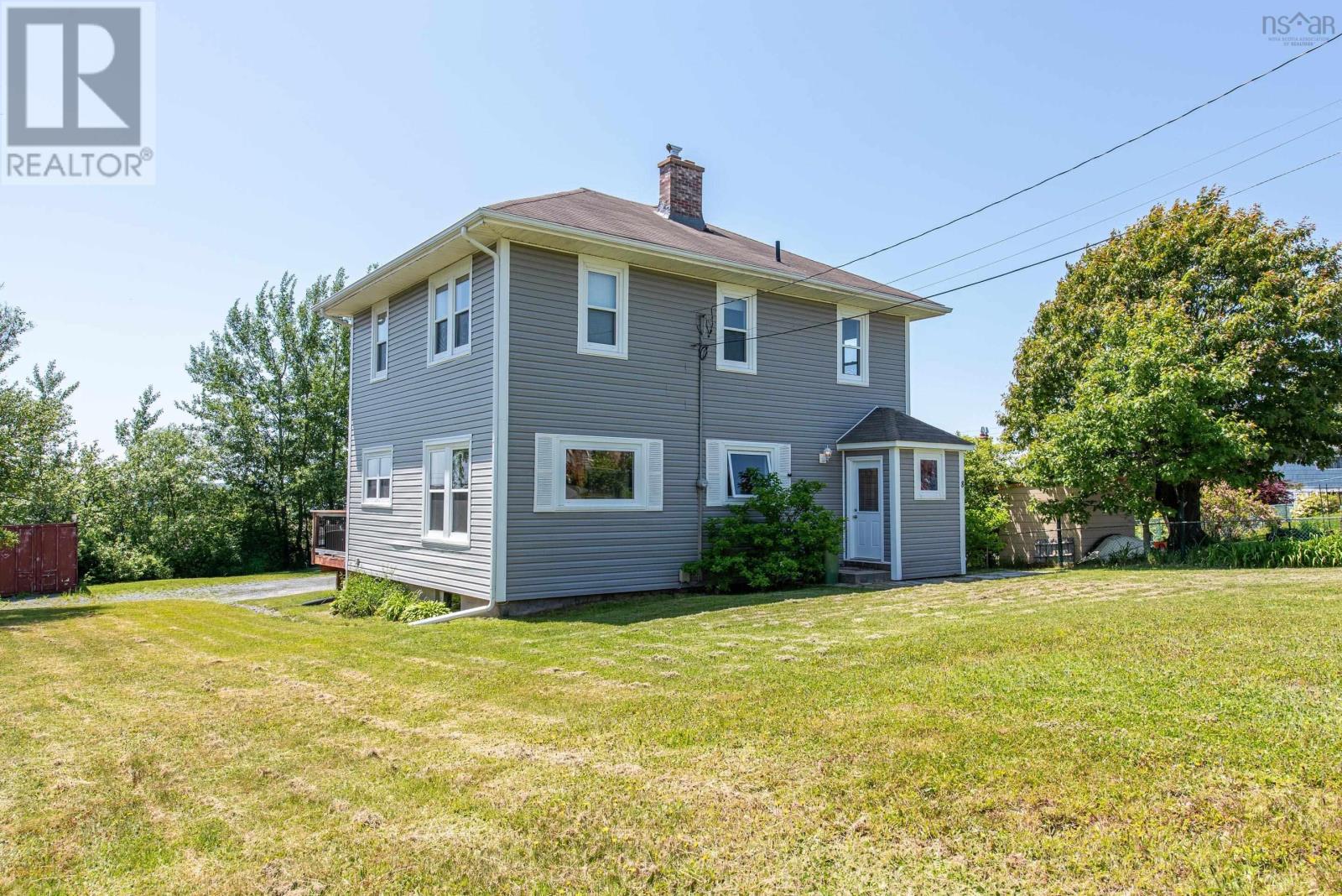 Property at 8 Woodside Avenue image 1