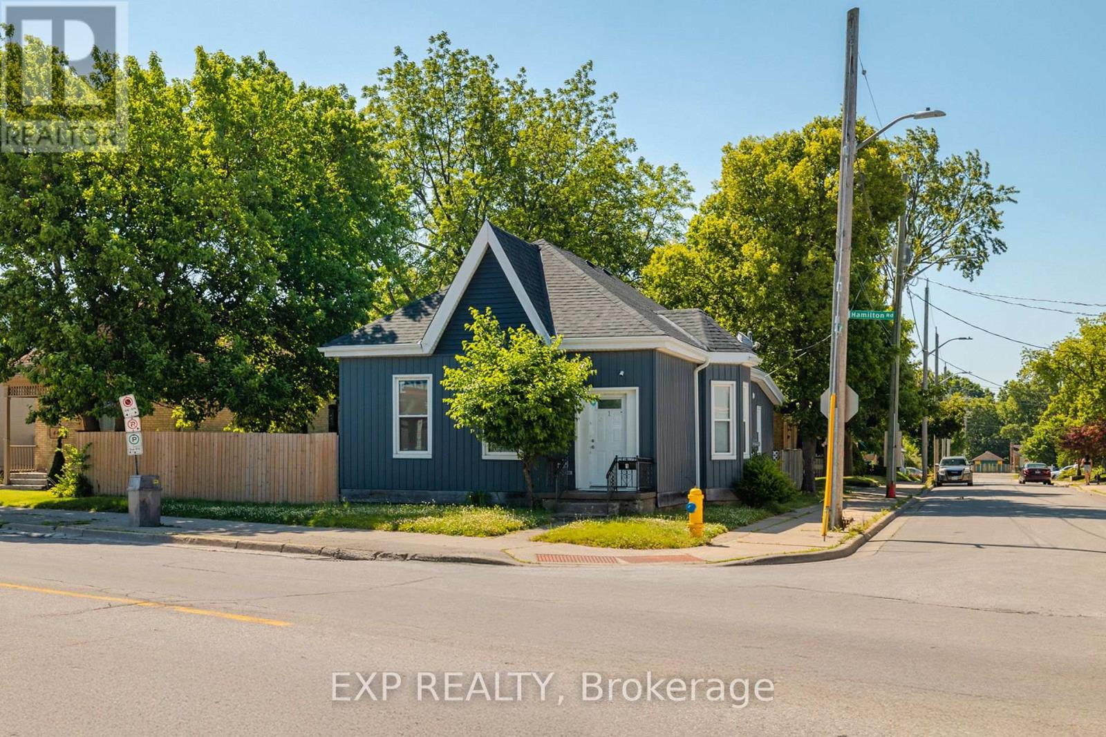 445 Hamilton Road, London East (East L), Ontario  N5Z 1S2 - Photo 1 - X12246188