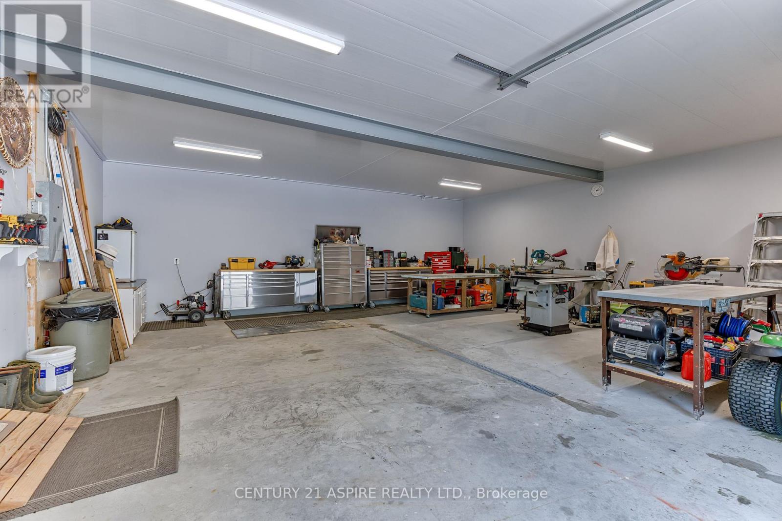 402 La Passe Road, Whitewater Region, Ontario  K0J 1C0 - Photo 50 - X12221226