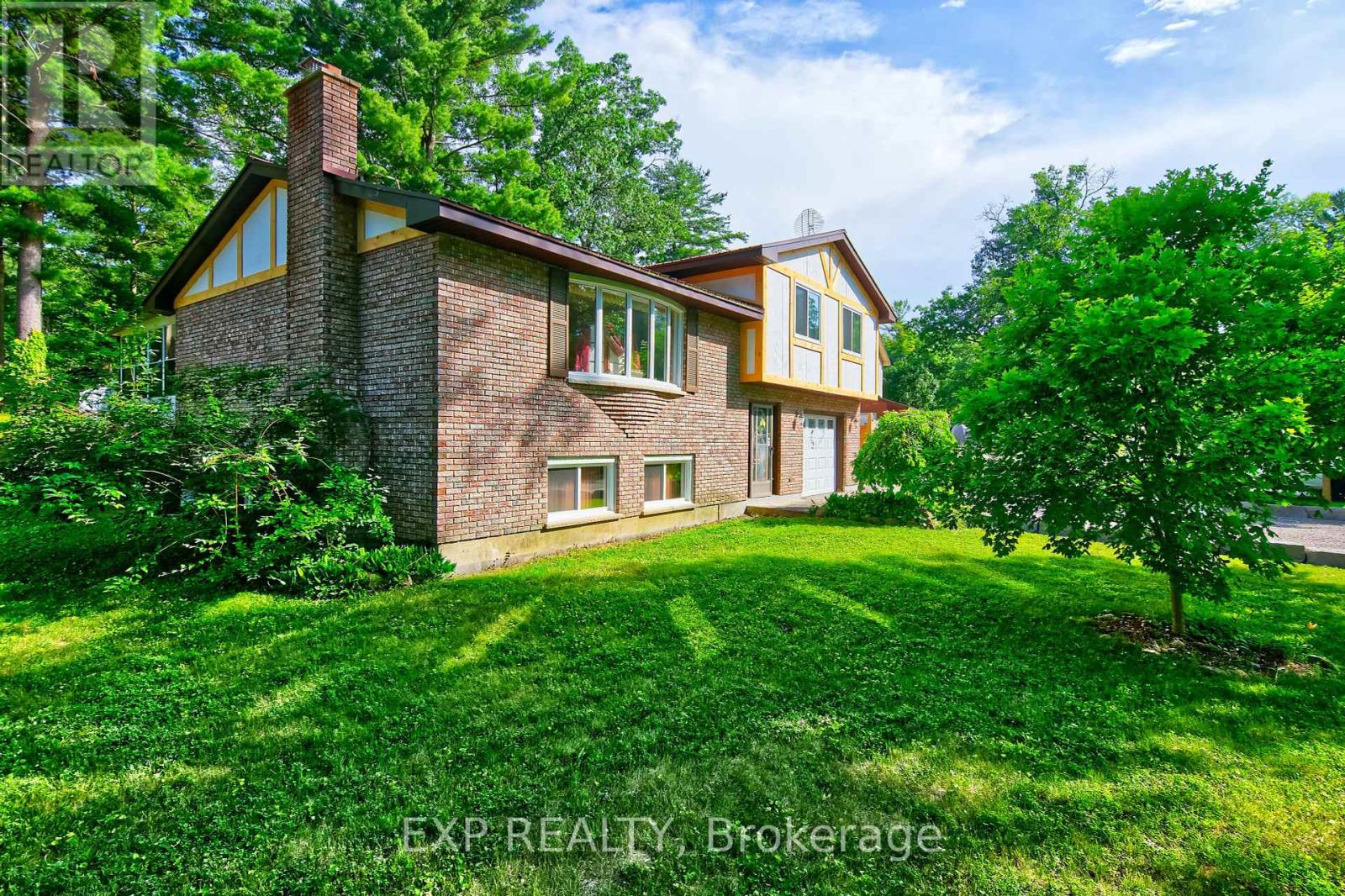 9995 Port Frank Estates Road, Lambton Shores, Ontario  N0M 2L0 - Photo 4 - X12246209