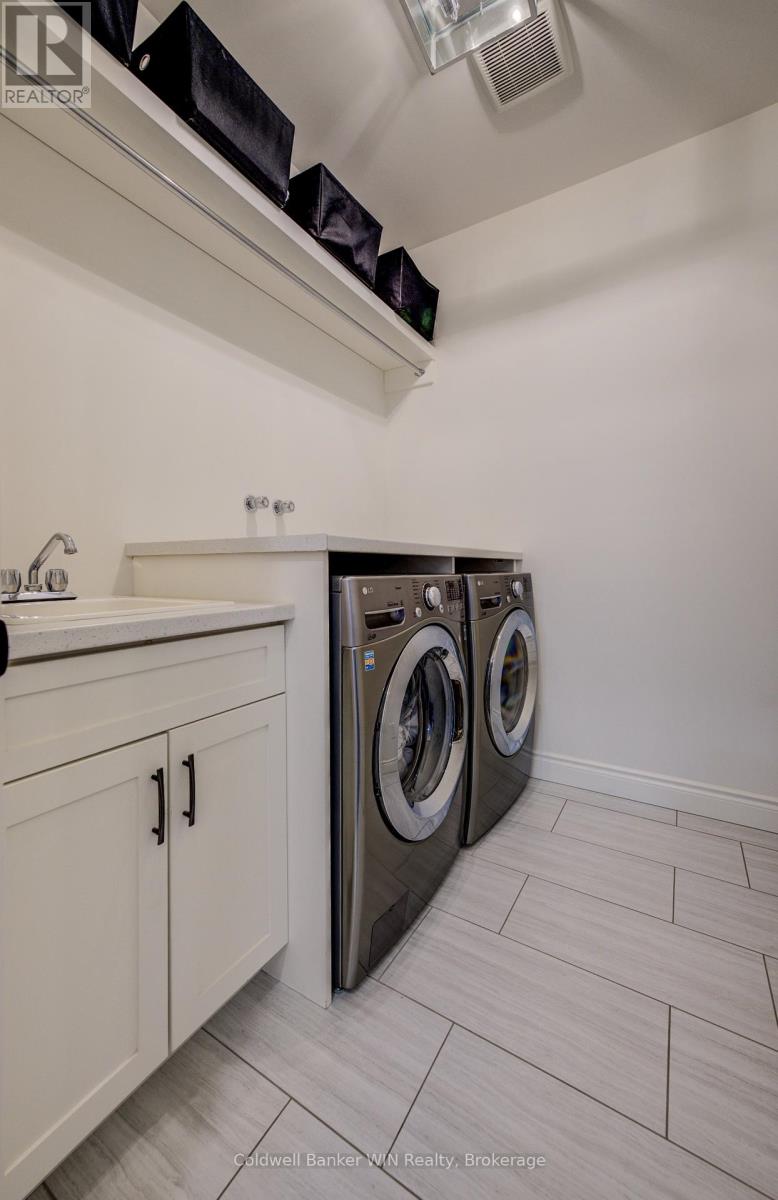 875 Baker Avenue S, North Perth, Ontario  N4W 3V7 - Photo 20 - X12246219