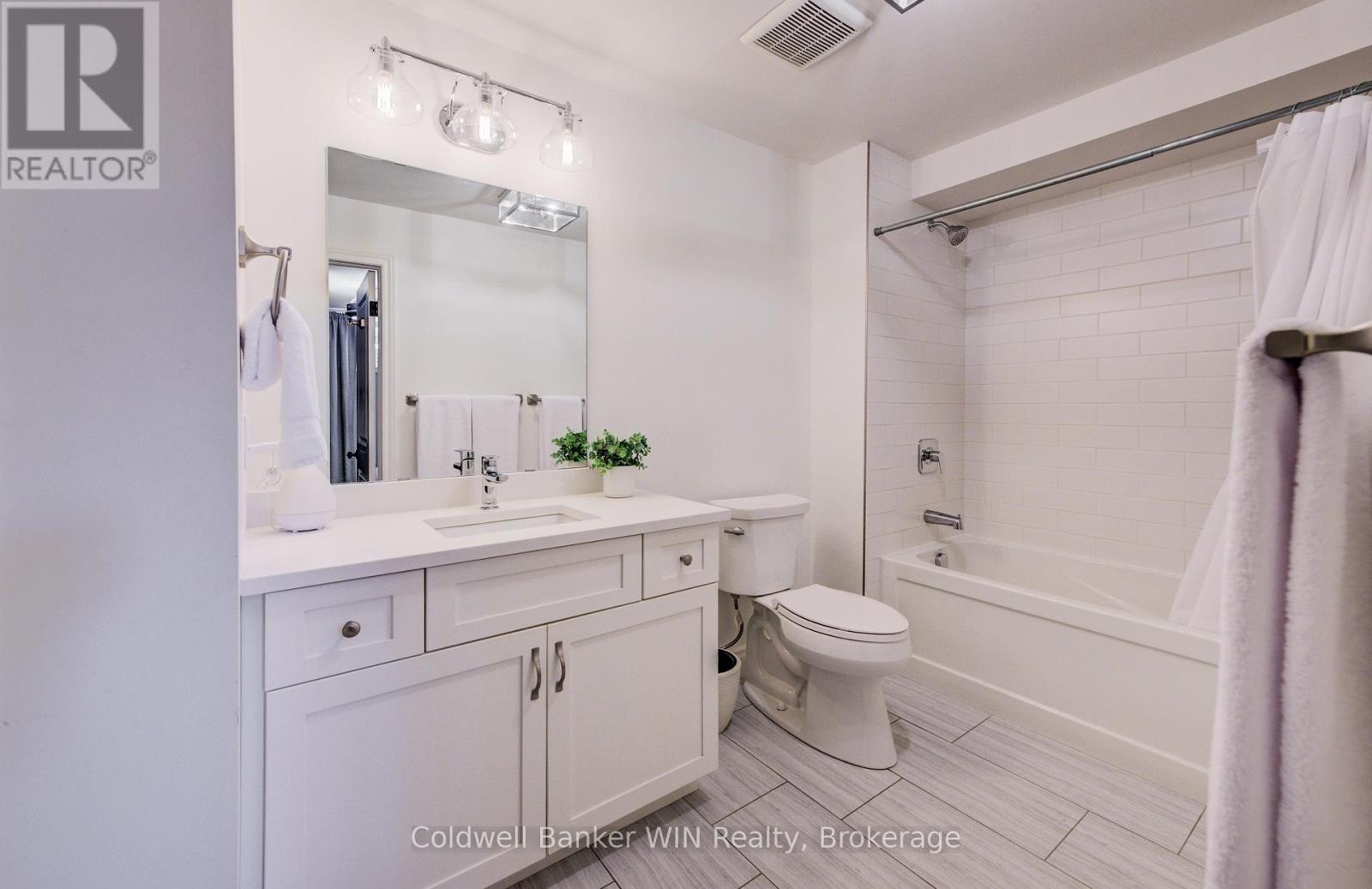 875 Baker Avenue S, North Perth, Ontario  N4W 3V7 - Photo 30 - X12246219