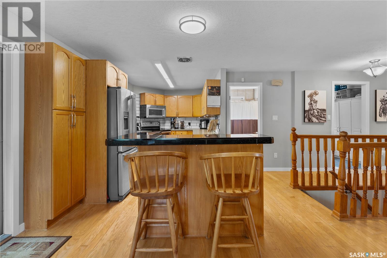 Property at 2440 Francis STREET image 4