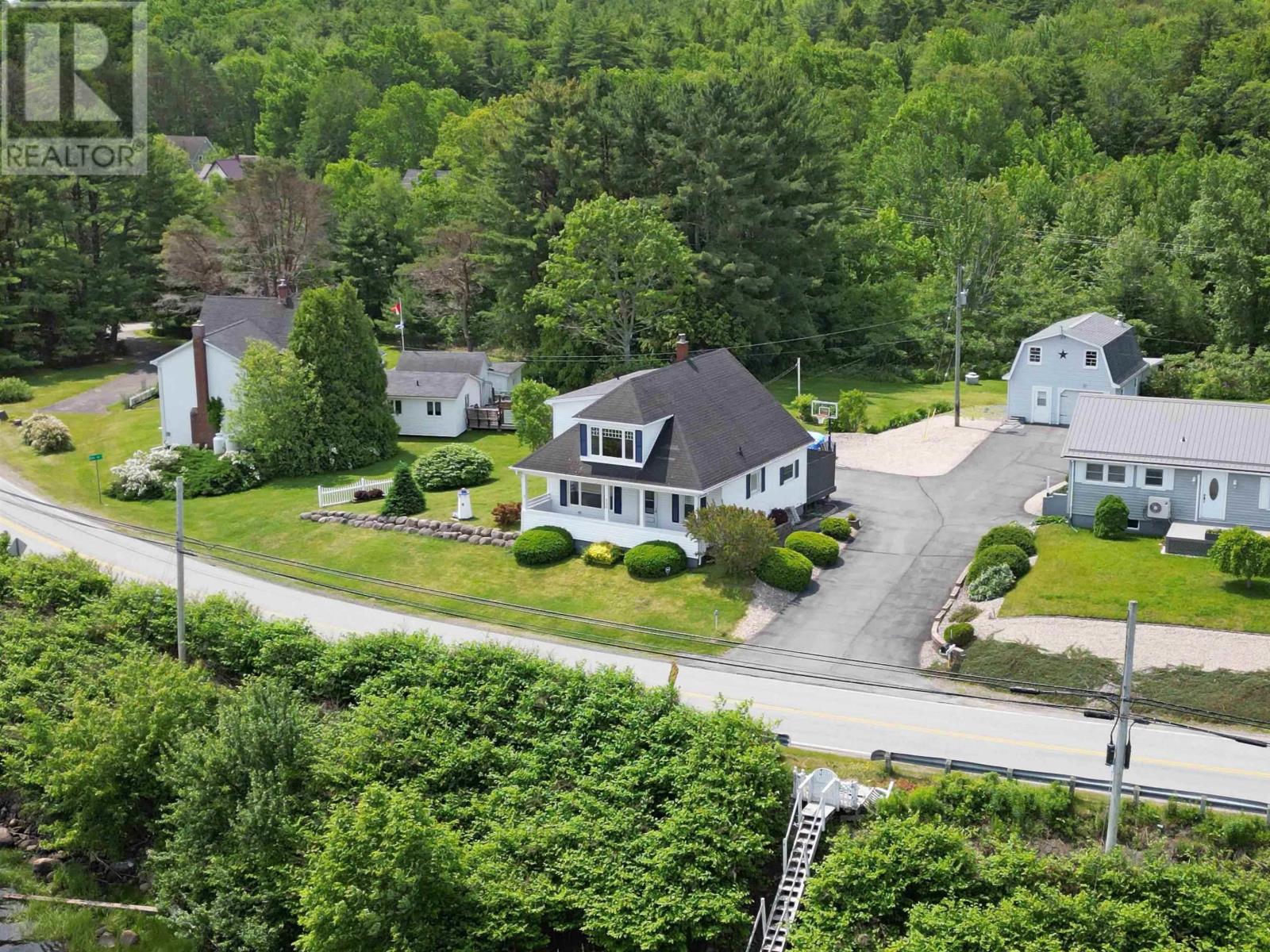 Property at 980 Highway 331 image 3