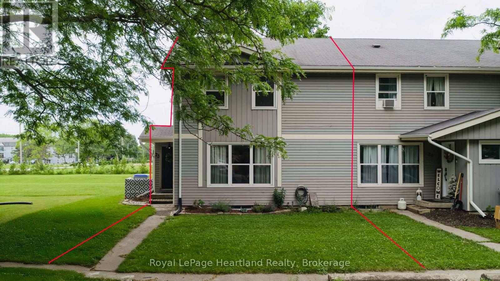 23 - 23 St Charles Square, Huron East, Ontario  N0M 1L0 - Photo 2 - X12246225