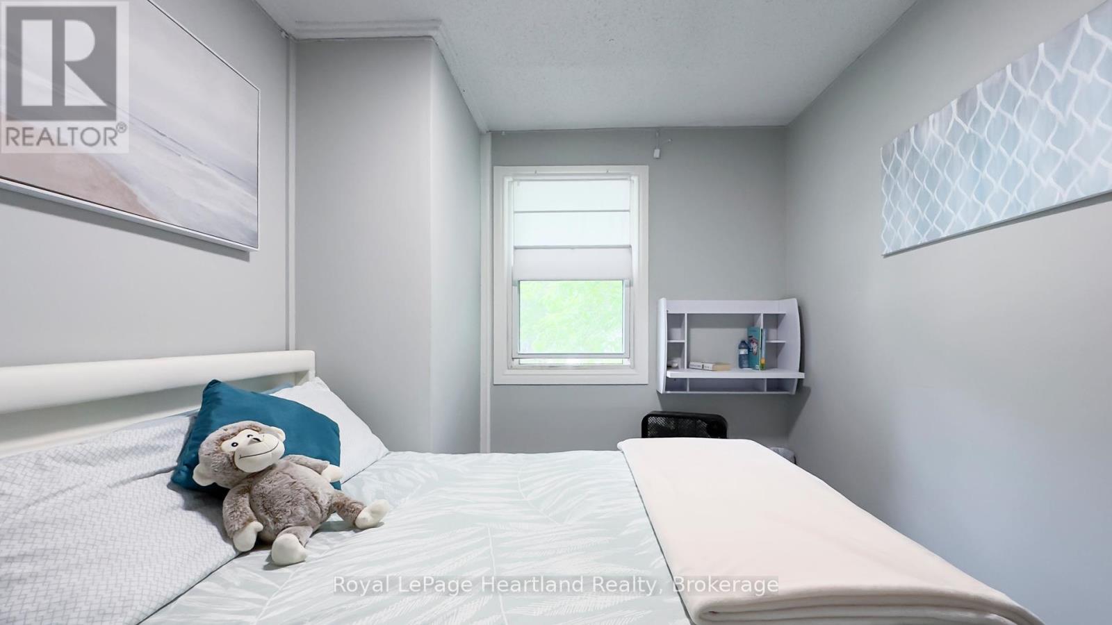 23 - 23 St Charles Square, Huron East, Ontario  N0M 1L0 - Photo 26 - X12246225