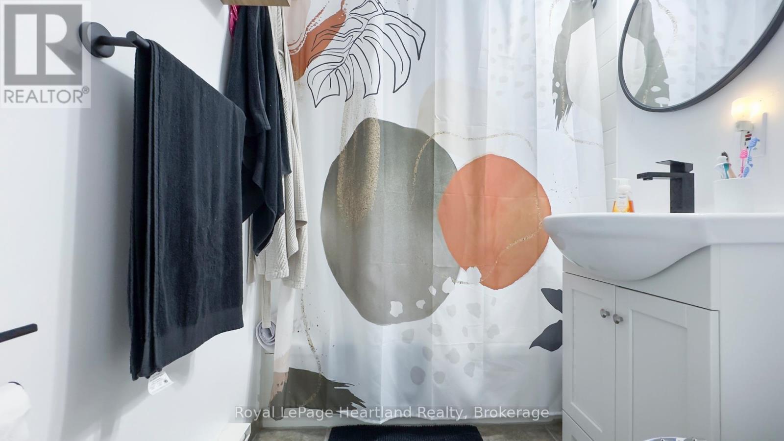 23 - 23 St Charles Square, Huron East, Ontario  N0M 1L0 - Photo 27 - X12246225