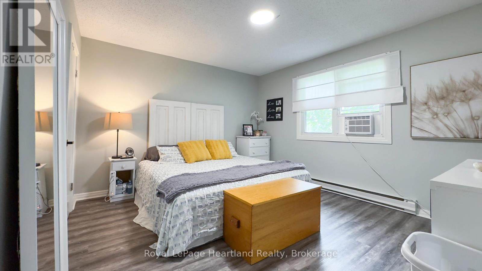 23 - 23 St Charles Square, Huron East, Ontario  N0M 1L0 - Photo 29 - X12246225