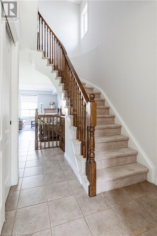 56 Marina Point Crescent, Hamilton, Ontario  L8E 0E4 - Photo 8 - 40744169