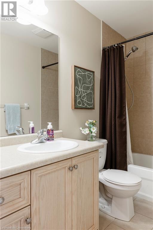 56 Marina Point Crescent, Hamilton, Ontario  L8E 0E4 - Photo 43 - 40744169