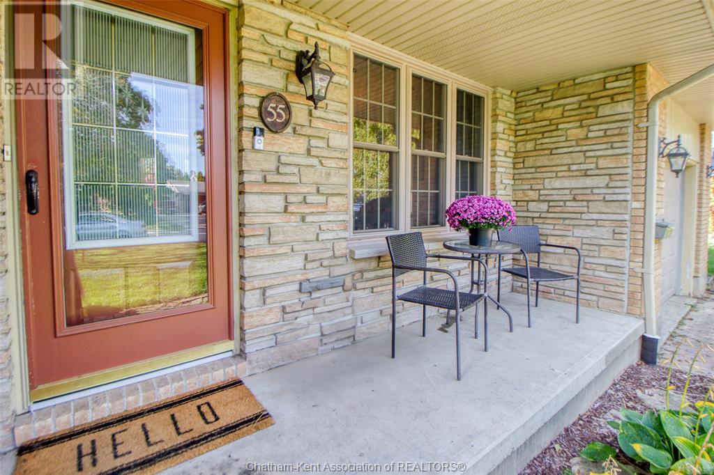 55 Daleview Crescent, Chatham, Ontario  N7M 5V9 - Photo 4 - 25016074