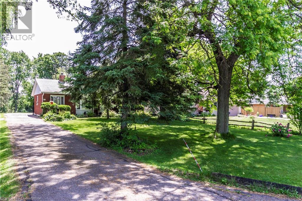 Property at 141 RIVERBANK Drive image 3