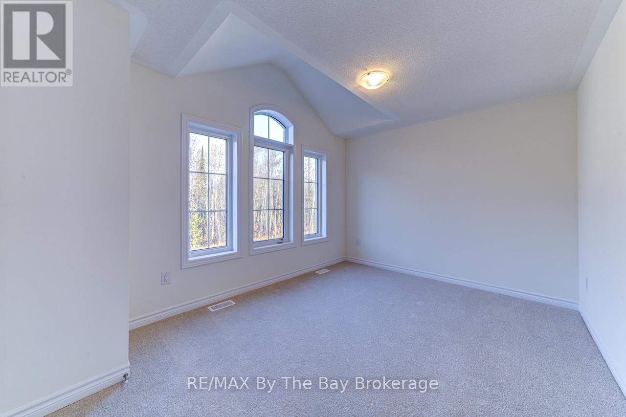 162 Mapleside Drive, Wasaga Beach, Ontario  L9Z 0L4 - Photo 28 - S12246276