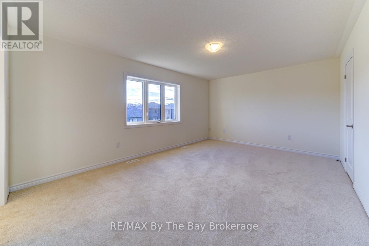 162 Mapleside Drive, Wasaga Beach, Ontario  L9Z 0L4 - Photo 34 - S12246276