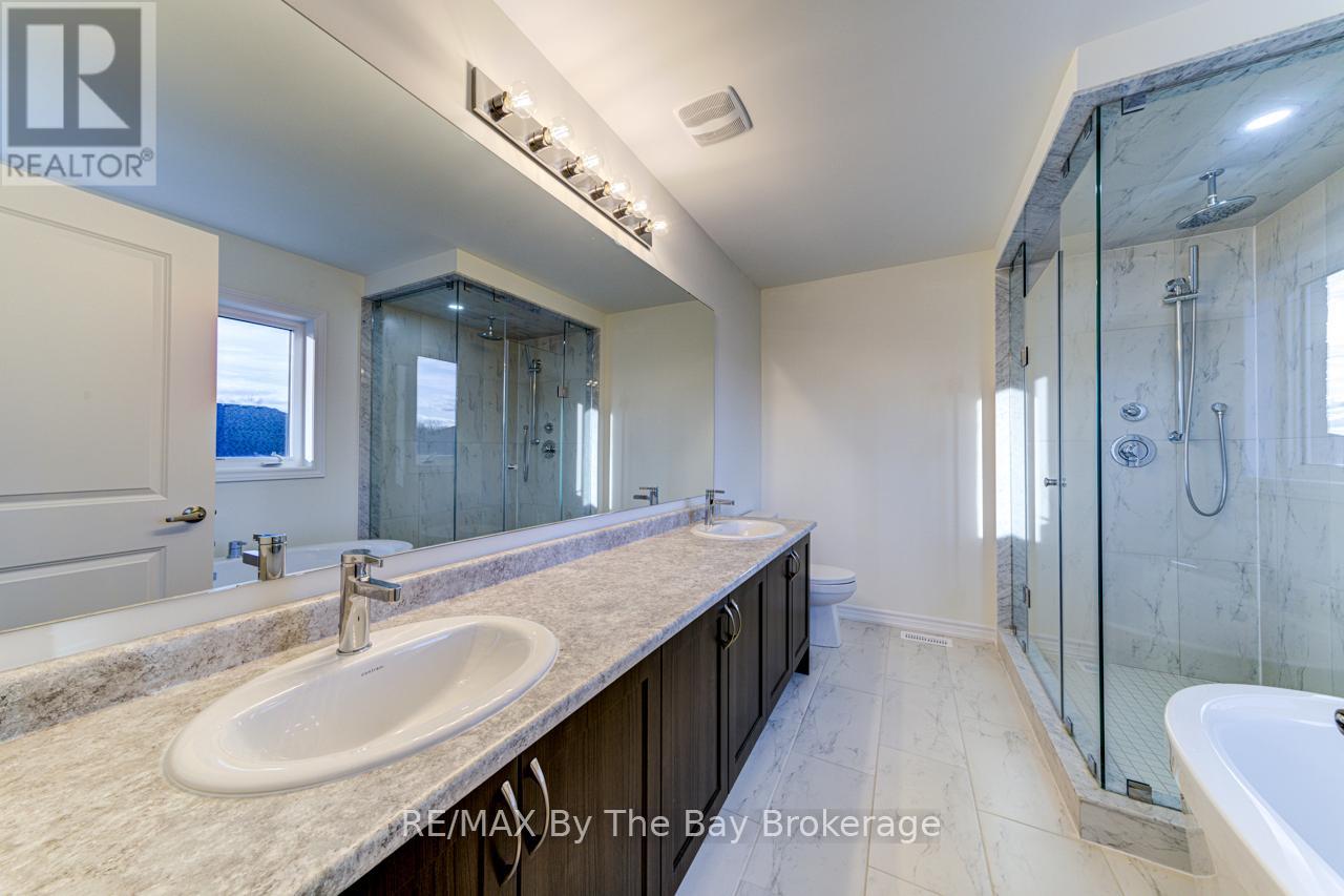 162 Mapleside Drive, Wasaga Beach, Ontario  L9Z 0L4 - Photo 38 - S12246276