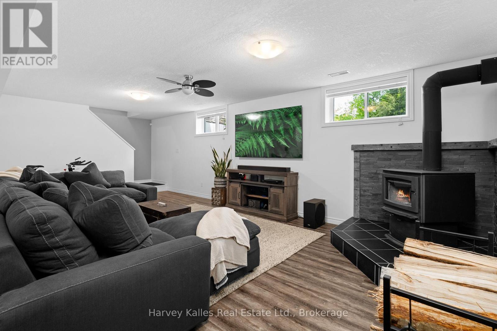 142 Allensville Road, Huntsville, Ontario P0B 1M0 - Photo 22 - X12246261