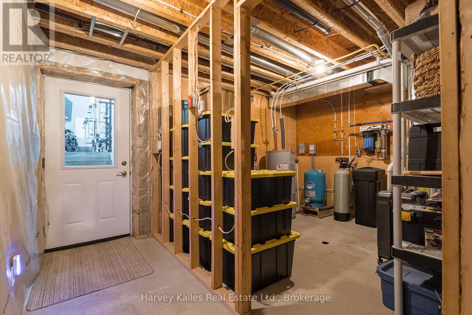 142 Allensville Road, Huntsville, Ontario P0B 1M0 - Photo 28 - X12246261