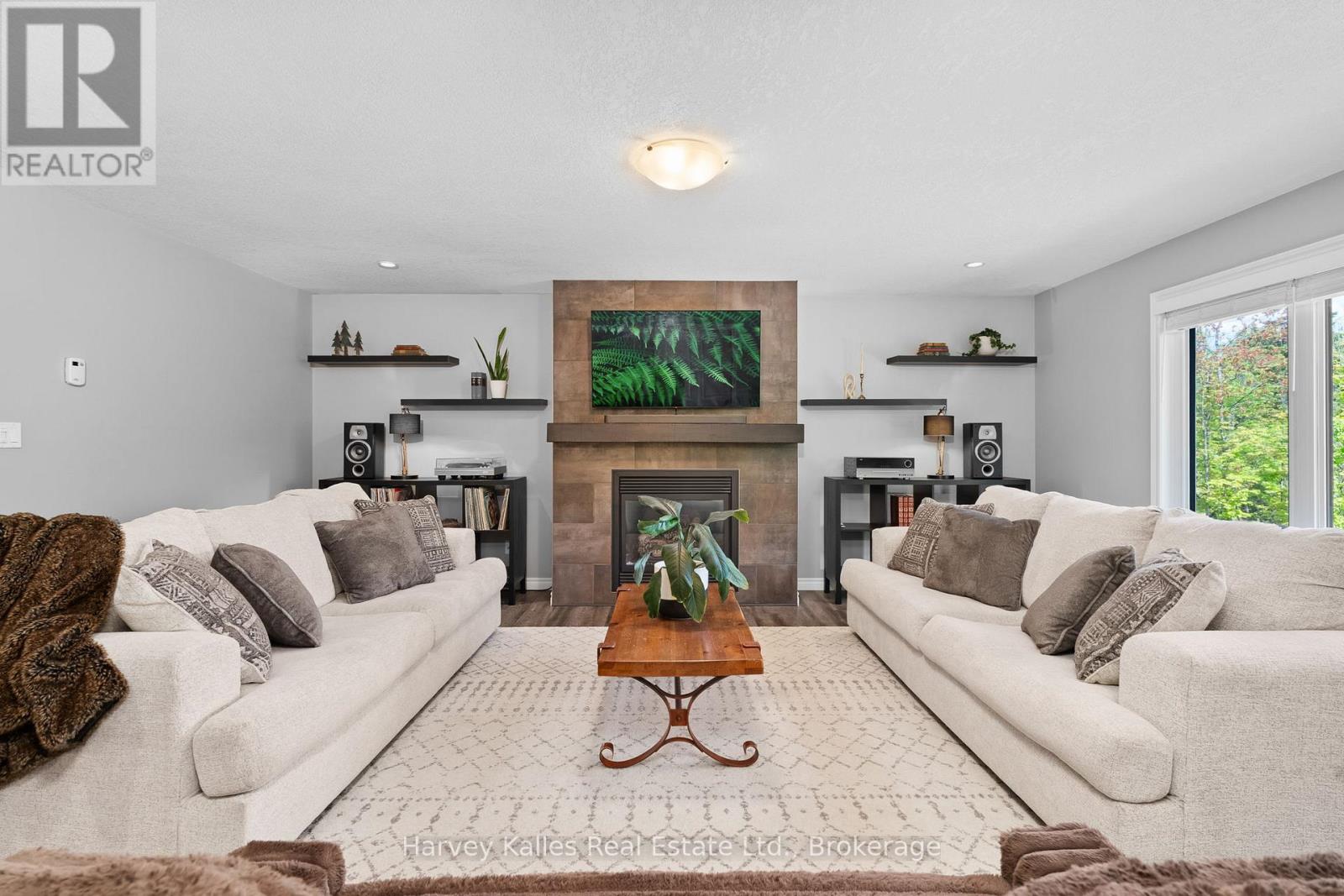 142 Allensville Road, Huntsville, Ontario P0B 1M0 - Photo 7 - X12246261