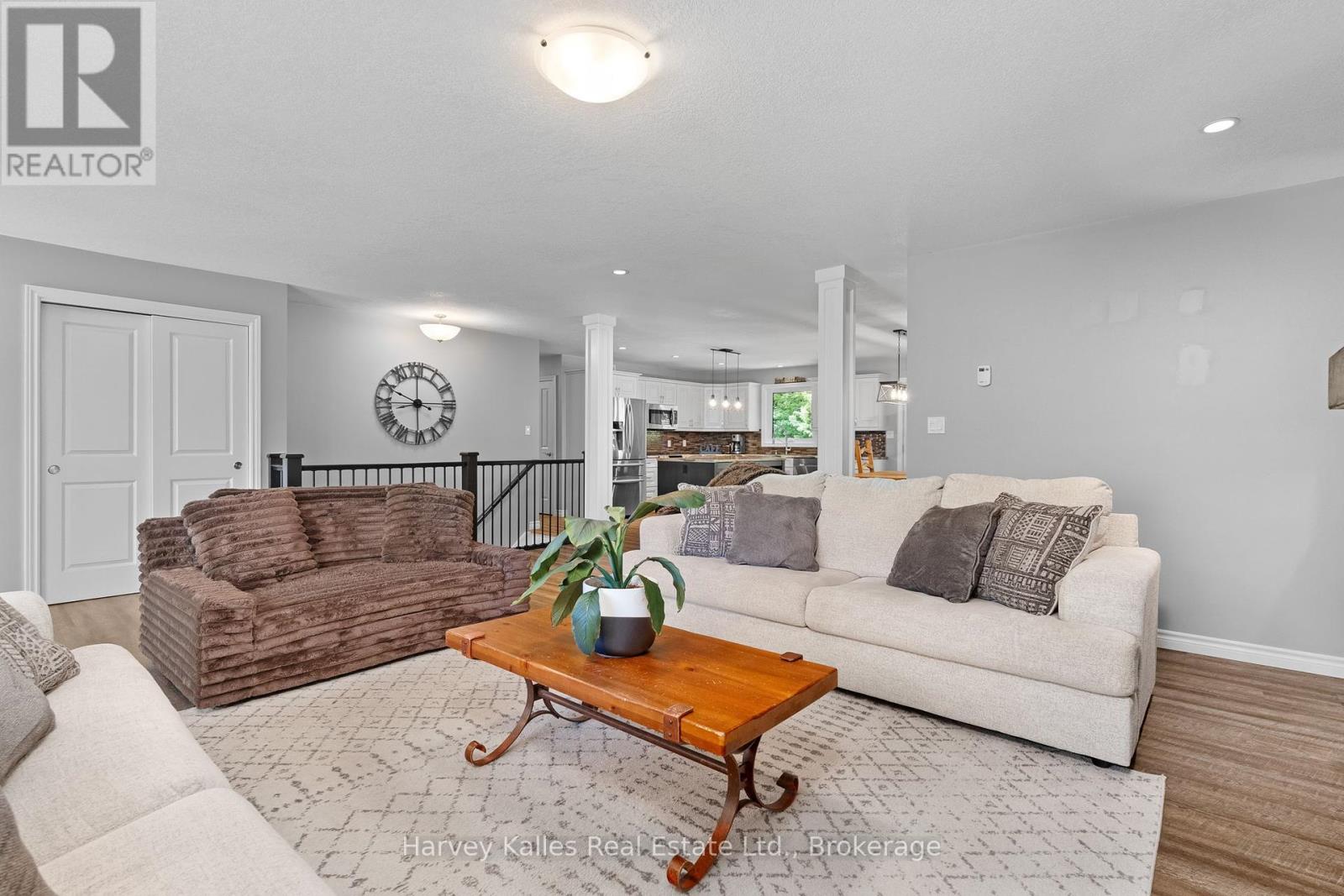 142 Allensville Road, Huntsville, Ontario P0B 1M0 - Photo 9 - X12246261