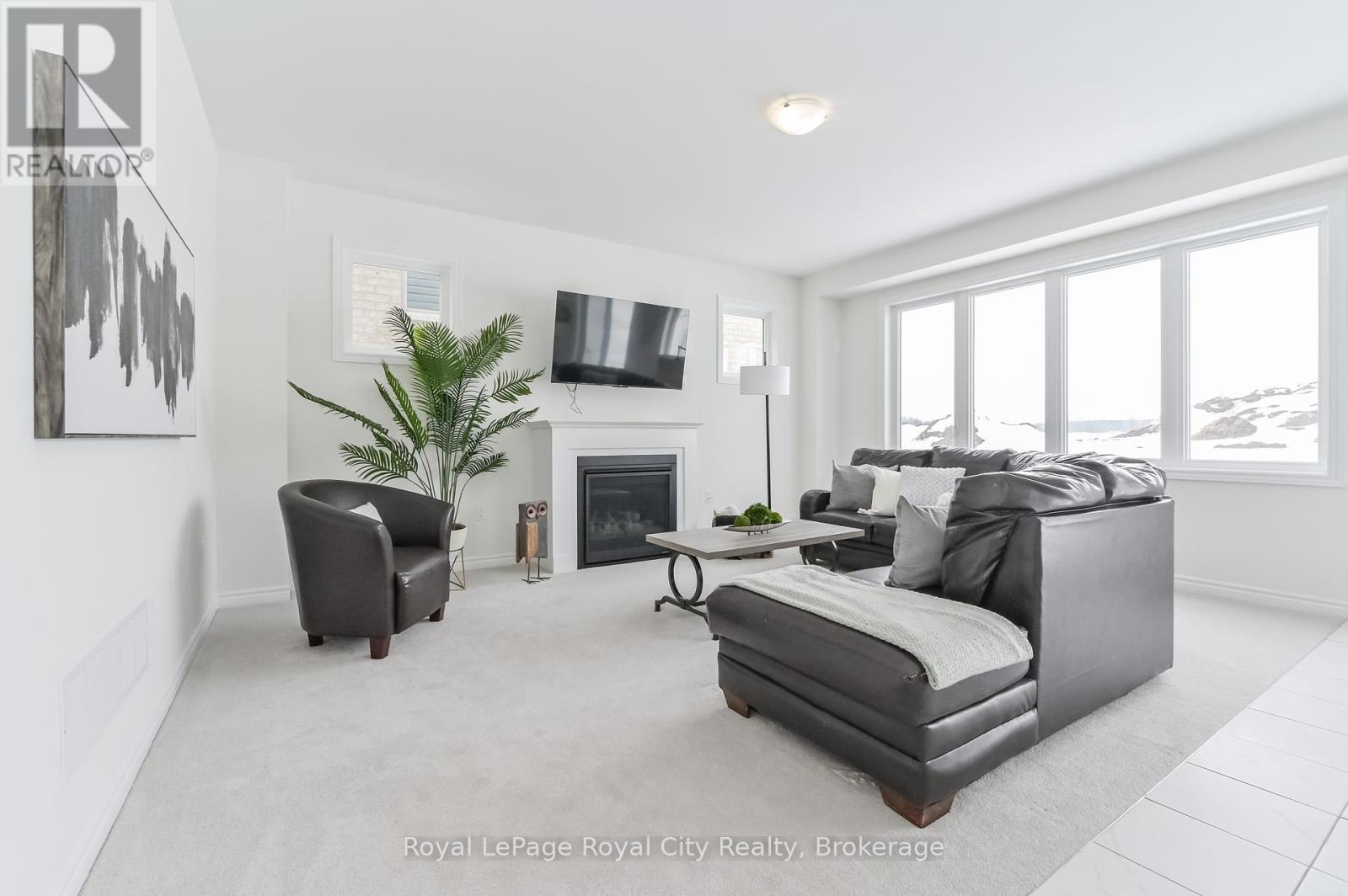 130 Rea Drive, Centre Wellington, Ontario  N1M 0J8 - Photo 14 - X12246321