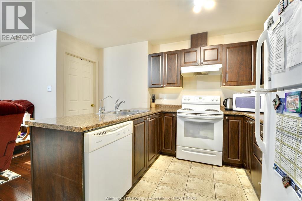 Property at 2650 SANDWICH WEST PARKWAY Unit# 107 image 5