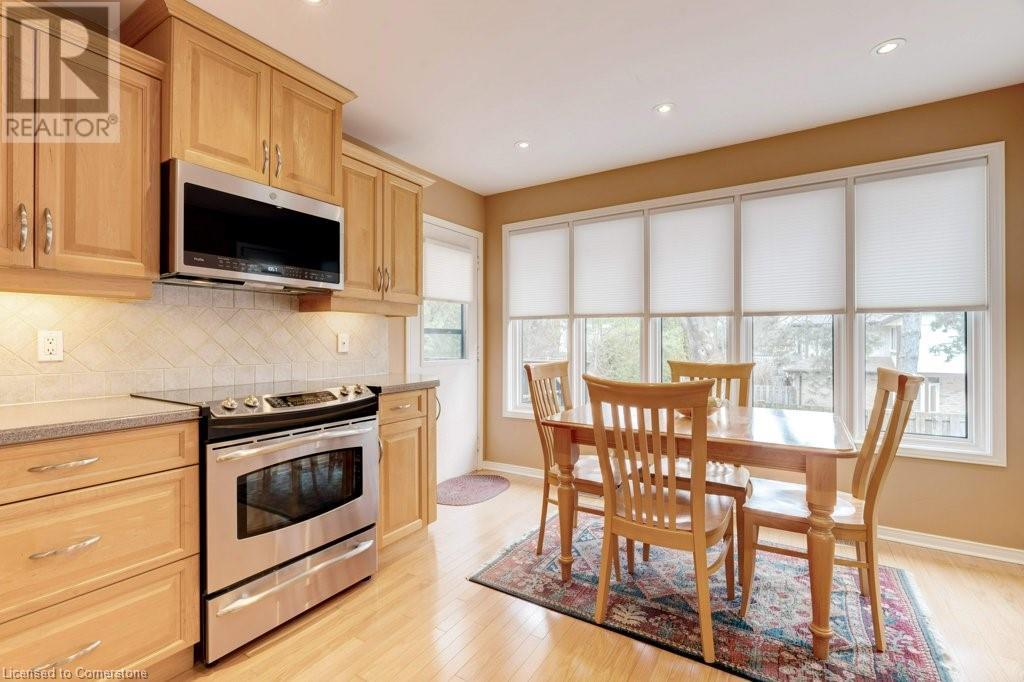 2251 Mansfield Drive, Burlington, Ontario  L7P 3J3 - Photo 13 - 40743249
