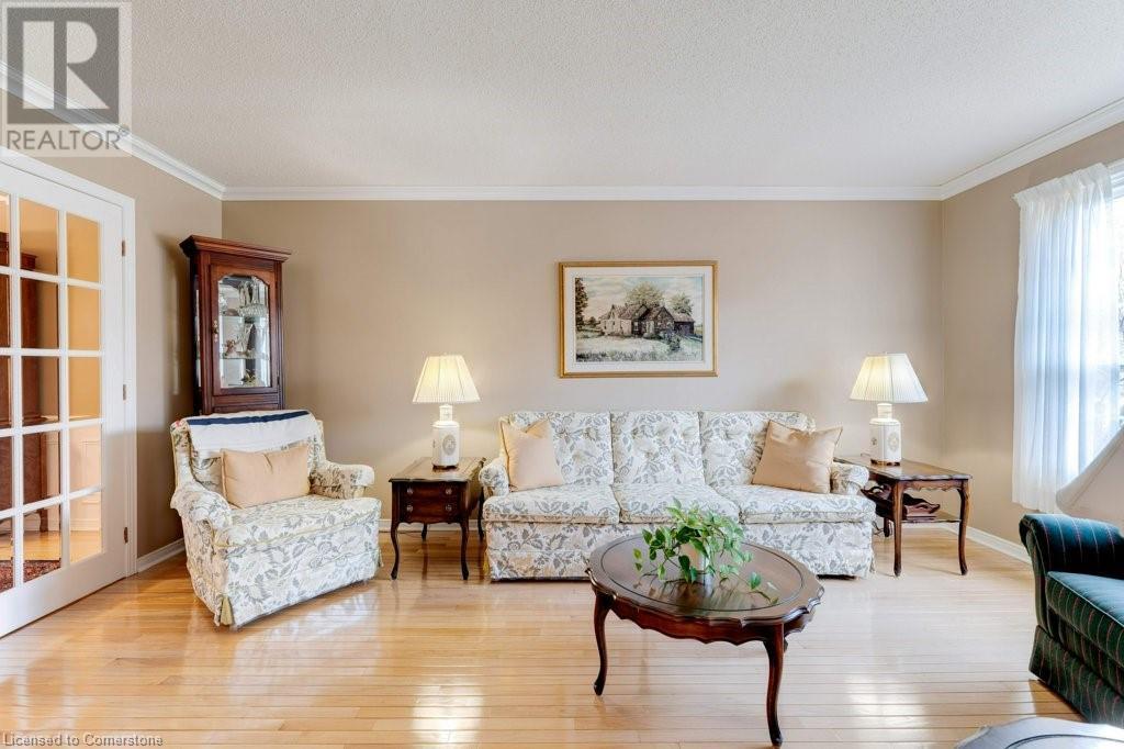 2251 Mansfield Drive, Burlington, Ontario  L7P 3J3 - Photo 7 - 40743249