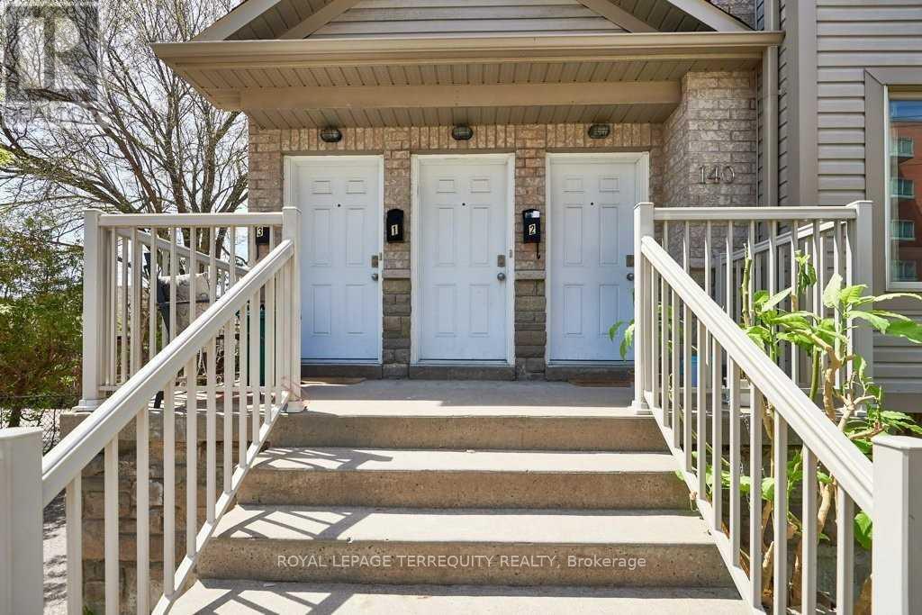 Property at 140 MARY STREET N image 2