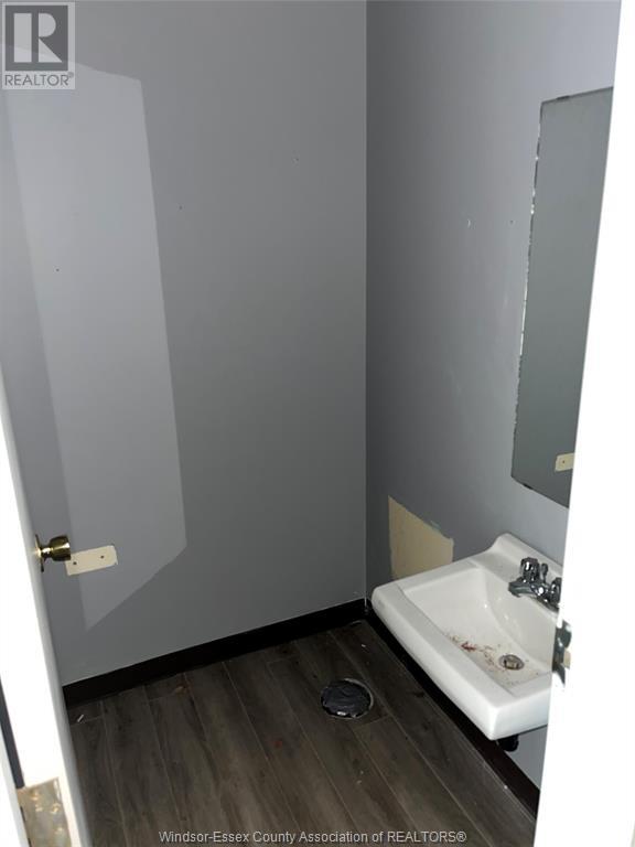 2407 Dougall Avenue Unit# 1, Windsor, Ontario  N8X 1T3 - Photo 8 - 25016164