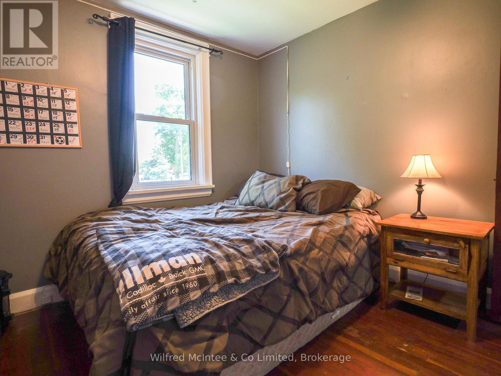 304 Napier Street, Brockton, Ontario  N0G 2V0 - Photo 19 - X12236357