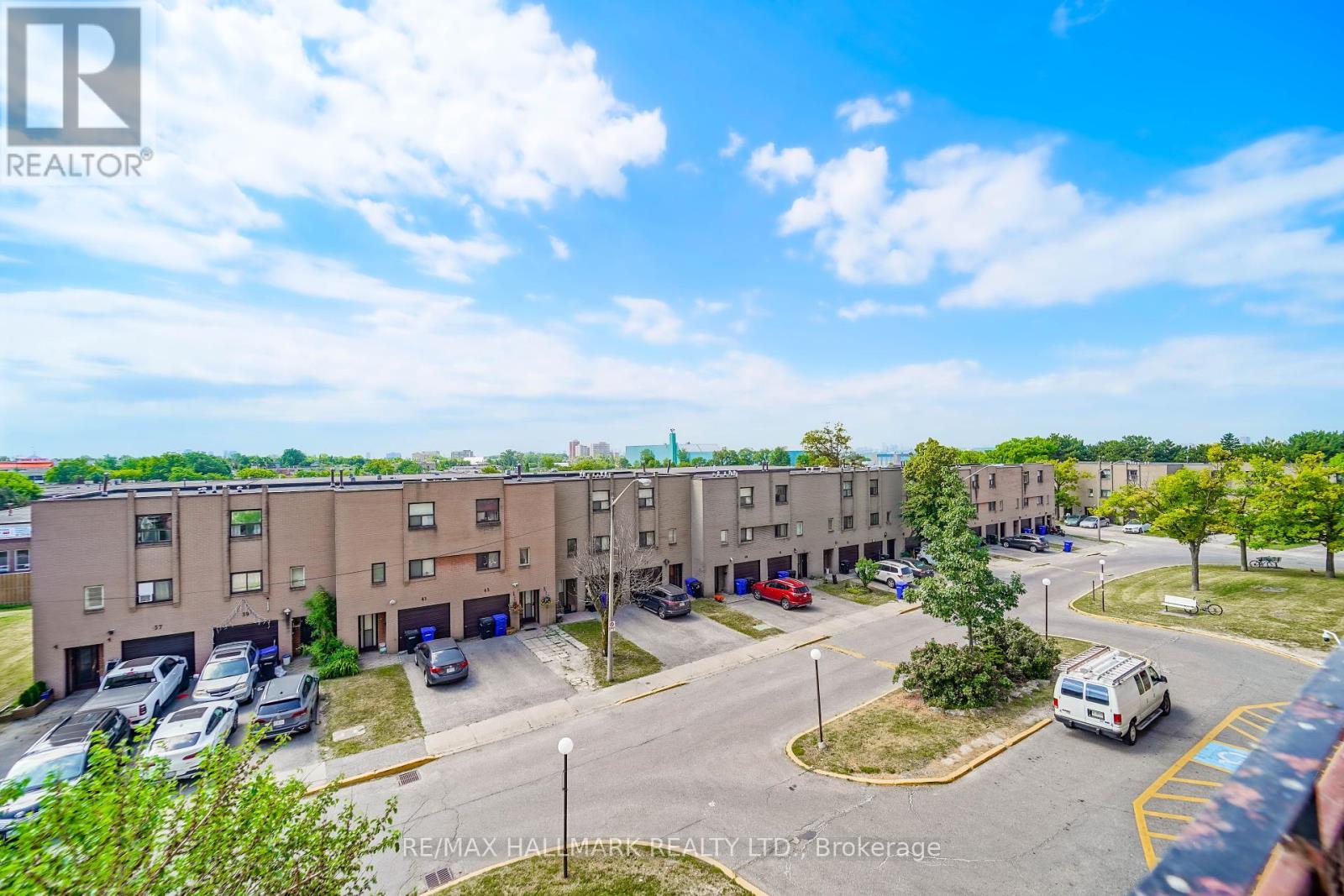 411 - 50 Lotherton Pathway, Toronto, Ontario  M6B 2G7 - Photo 24 - W12246294