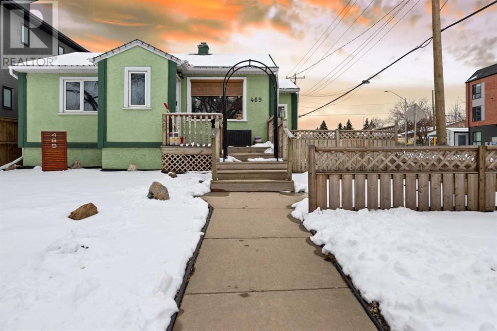 Property at 2214 4 Street NW image 1