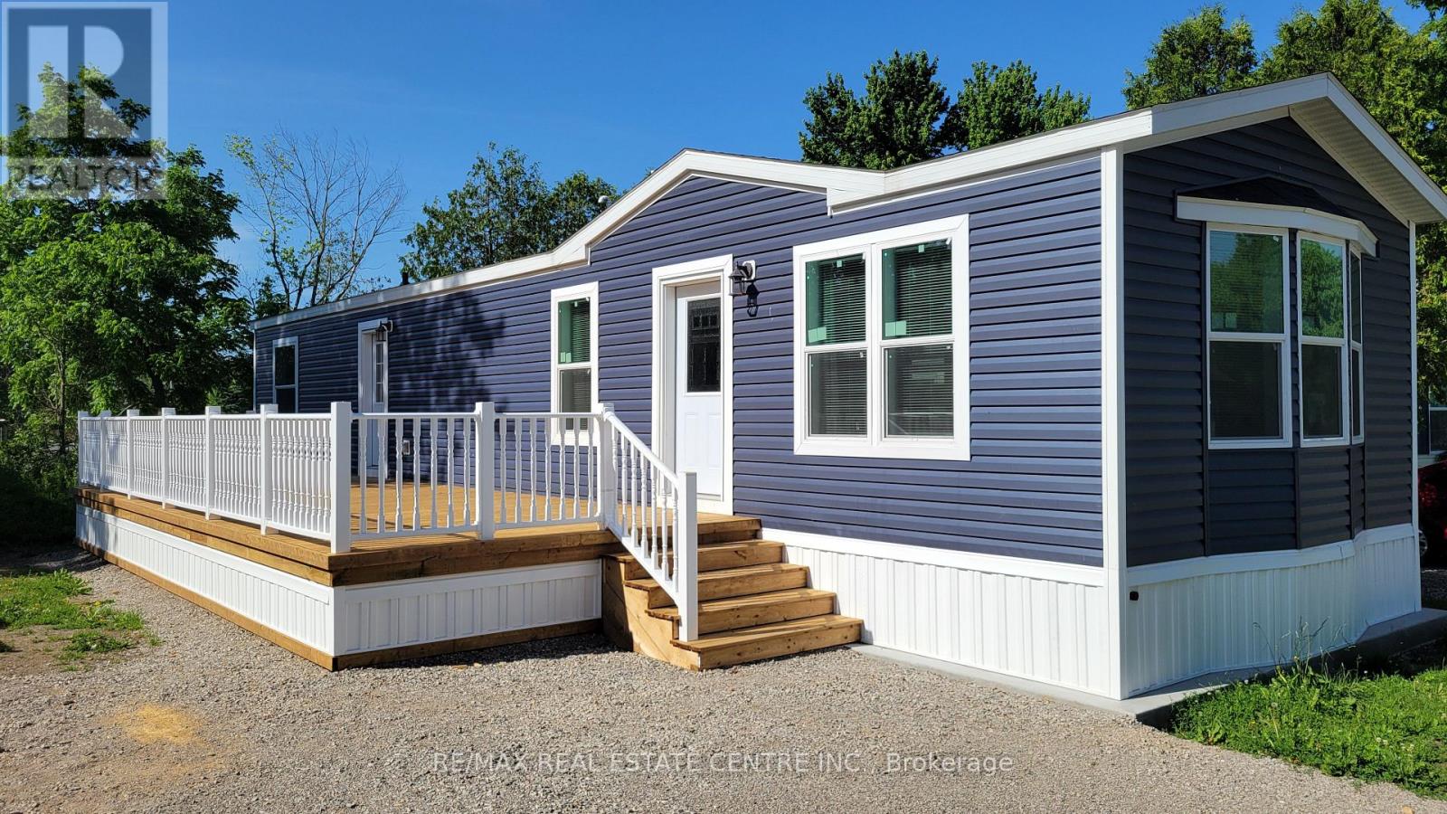 24 Macpherson Crescent, Hamilton, Ontario  N0B 2J0 - Photo 2 - X11904695