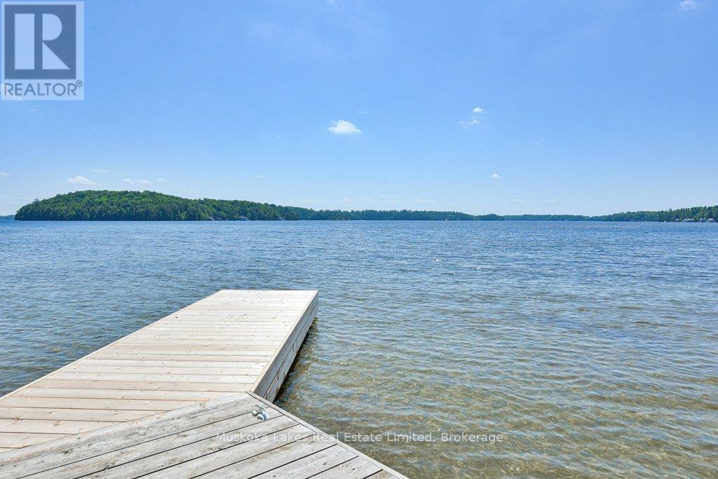 1074 Woodington Road, Muskoka Lakes, Ontario  P0B 1J0 - Photo 4 - X12246392