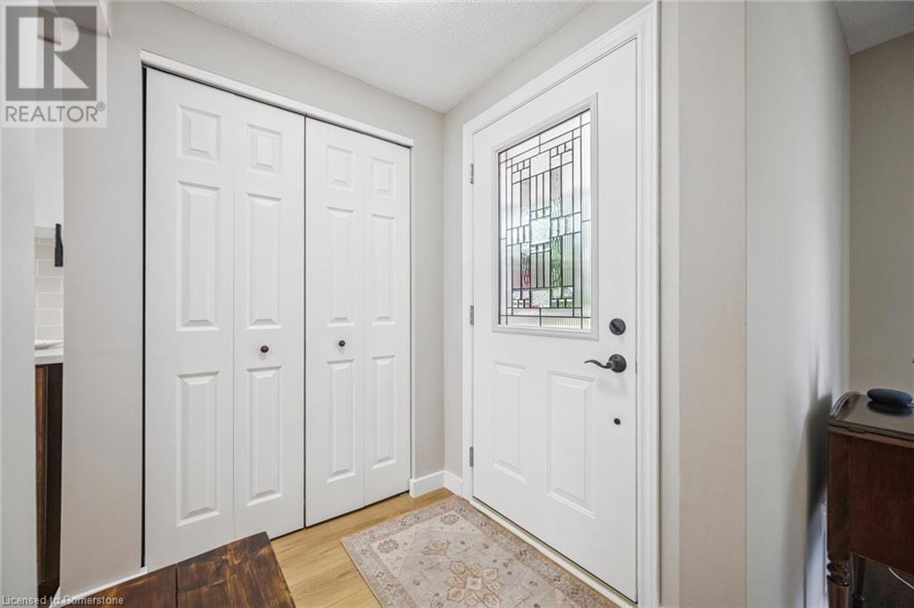 Property at 282B MAYVIEW Court image 5
