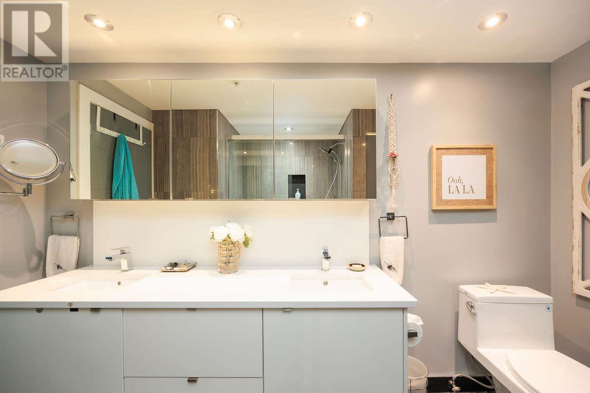 Listing Picture 14 of 36 : 202 2250 SE MARINE DRIVE, Vancouver / 溫哥華 - 魯藝地產 Yvonne Lu Group - MLS Medallion Club Member