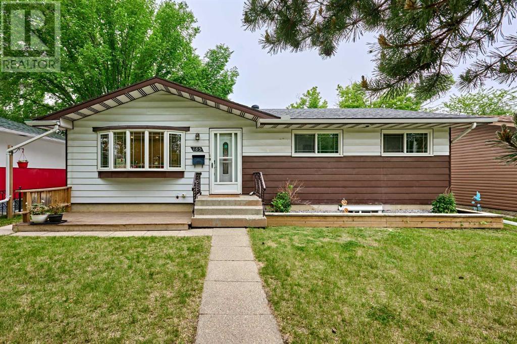 Property at 185 Fairview Drive SE image 2