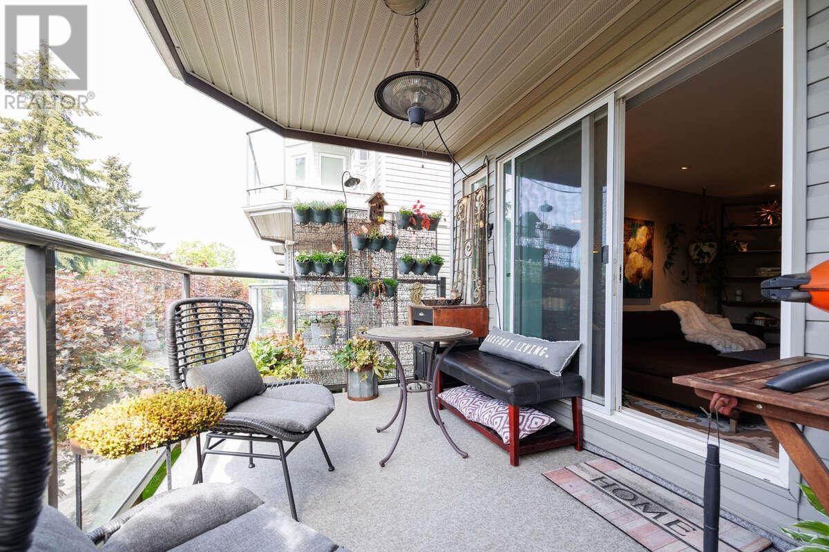 Listing Picture 5 of 36 : 202 2250 SE MARINE DRIVE, Vancouver / 溫哥華 - 魯藝地產 Yvonne Lu Group - MLS Medallion Club Member