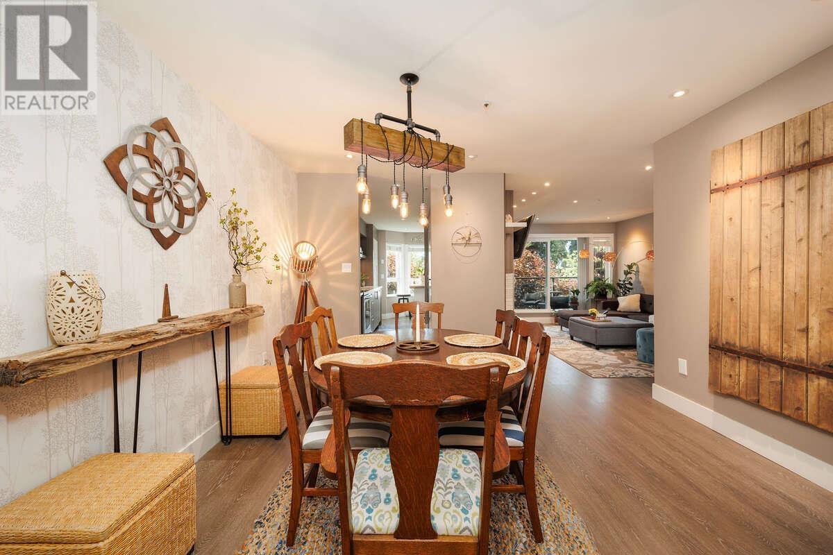 Listing Picture 9 of 36 : 202 2250 SE MARINE DRIVE, Vancouver / 溫哥華 - 魯藝地產 Yvonne Lu Group - MLS Medallion Club Member